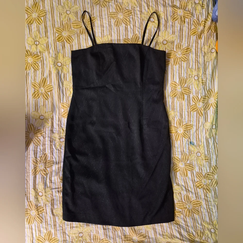 Elegant Black Spaghetti Strap Mini/Midi Dress - Picture 1 of 7